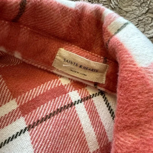 Thick oversized pink/white/green flannel! - Picture 3 of 3
